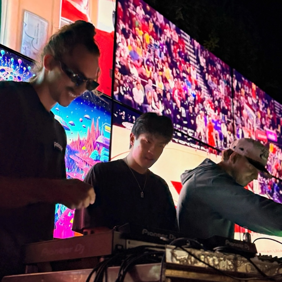 XODIA and Tengo Alfredo playing River Bar in RiNo